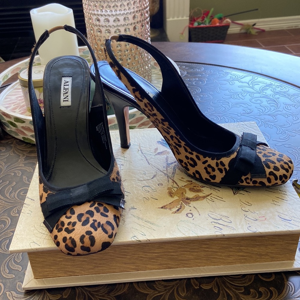 Animal print sling back heels